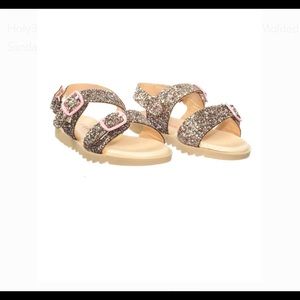 Link glitter sandals